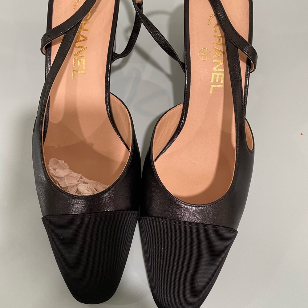 -CHANEL Black Heels Slingback Style with Pointed Toe